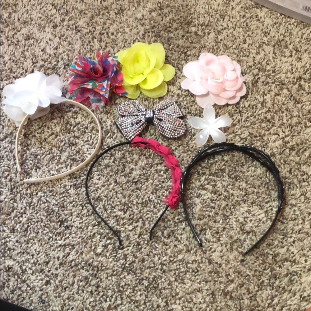 Adorable hair accessory bundle!